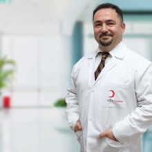 Uzm. Dr. İlker Bebek fotoğraf 1