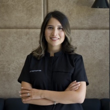 Uzm. Dt. Tuğçe Kaşıkcıoğlu fotoğraf 1
