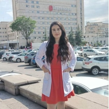 Dkt. İrem Geben