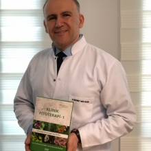 Uzm. Dr. Mehmet Emin Erdem fotoğraf 1