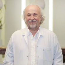 Op. Dr. Refik Keleş