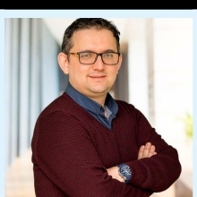 Doç. Dr. Murat Semiz