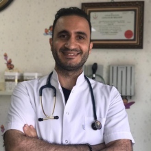 Uzm. Dr. Arda Yel fotoğraf 1