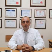 Doç. Dr. Varlık Erol fotoğraf 2