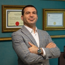 Doç. Dr. Turan Çalhan