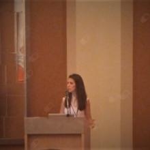 Dr. Dt. Ece Öztoprak fotoğraf 3