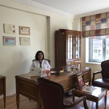 Op. Dr. Zerrin Özkeçeci fotoğraf 1