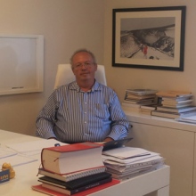 Prof. Dr. İzzet Fresko fotoğraf 3