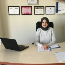 Dkt. İrem Poyraz