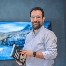 Prof. Dr. Ahmet Cantuğ Çalışkan