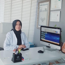 Dt. Saliha Yıldırım