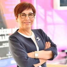 Doç. Dr. Alev Eken