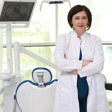 Dr. Dt. Nezate Dadakoğlu fotoğraf 2