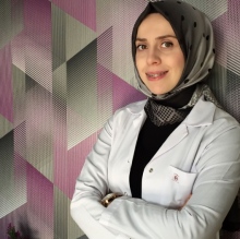 Dt. Çiğdem Tosun fotoğraf 1