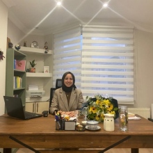 Müzeyyen Betül Varol fotoğraf 1