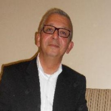 Op. Dr. Esat Engin Üstünsoy