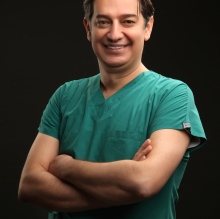 Op. Dr. Mehmet Yariş fotoğraf 2