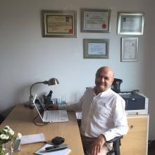 Doç. Dr. Adnan Gökçel