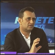 Op. Dr. Erhan Arslan fotoğraf 1