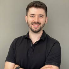Uzm. Dt. Emin Serhat Arıkan