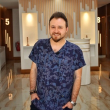 Op. Dr. Emin Öztürk fotoğraf 1