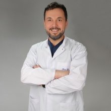 Doç. Dr. Ahmet Arnaz