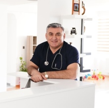Prof. Dr. Afig Berdeli fotoğraf 1