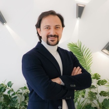 Dr. Dt. Kerem Atamözlü fotoğraf 1