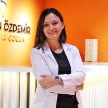 Dr. Dt. Güldehan Özdemir fotoğraf 1