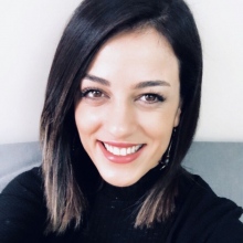 Uzm. Kl. Psk. Naz Alır