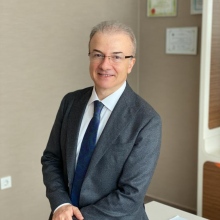 Doç. Dr. Ziya Kalem