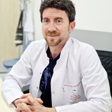 Op. Dr. Ayhan Dağaşan fotoğraf 1