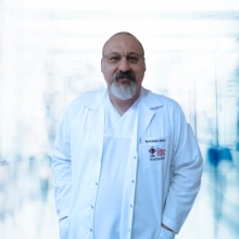 Op. Dr. Sezgin Şimşek fotoğraf 1
