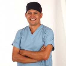 Op. Dr. Önder Akdeniz