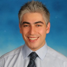 Uzm. Dr. Ümit Kaya