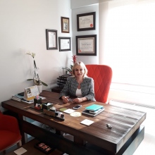 Op. Dr. Nurten Koç fotoğraf 3