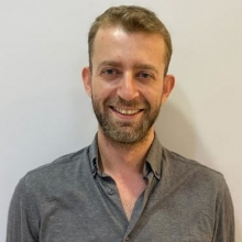 Dt. Erdem Palaz