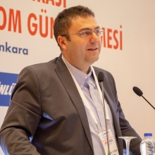 Doç. Dr. Selami Koçak Toprak