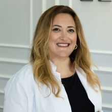 Dt. Esra Kaya