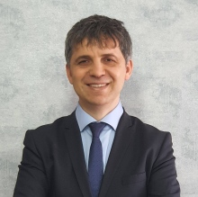 Prof. Dr. Ayhan Bilgiç