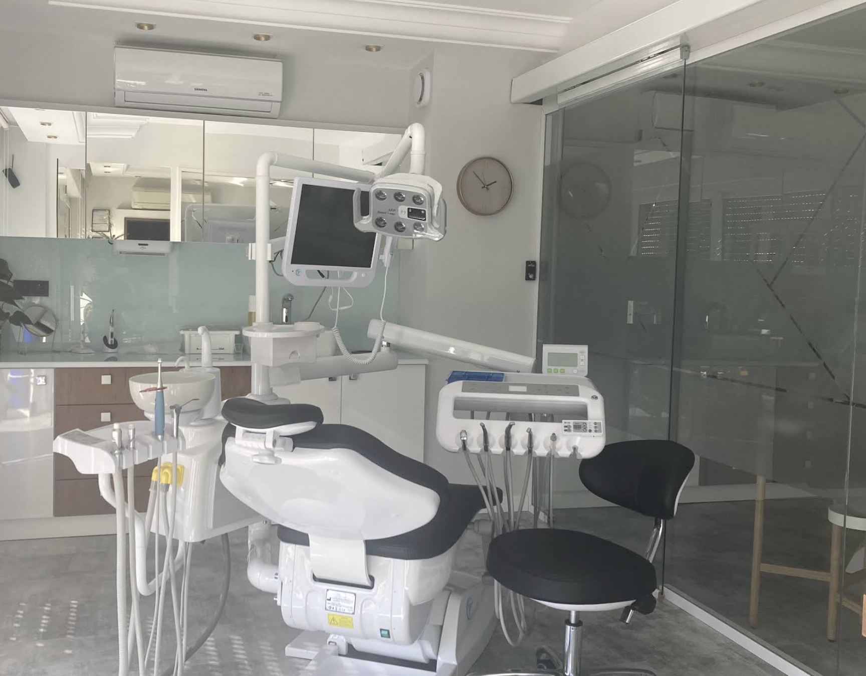 Benklinik - Diş Hekimi Gülşah Benkli, Ortodonti Uzmanı Yasin Atakan Benkli fotoğraf 7