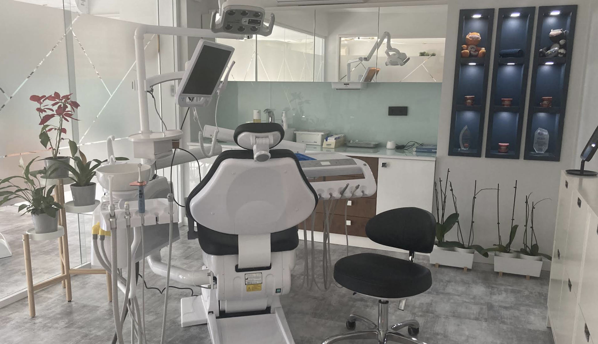 Benklinik - Diş Hekimi Gülşah Benkli, Ortodonti Uzmanı Yasin Atakan Benkli fotoğraf 1