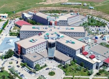 Van Yüzüncü Yıl Üniversitesi Dursun Odabaş Tıp Merkezi