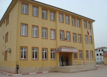 Yazıhan İlçe Hastanesi