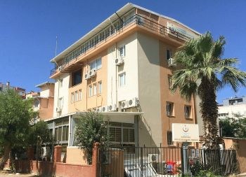 Karşıyaka Ağız ve Diş Sağlığı Merkezi