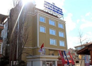 İAÜ Dentaydın Bahçelievler Diş Hastanesi