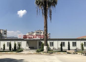 Karşıyaka Semt Polikliniği