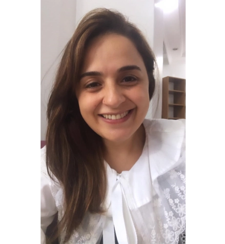 Aile Danışmanı Betül Araz Pir