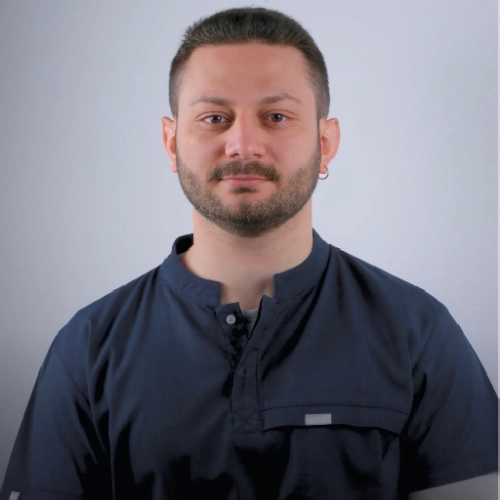 Dt. Alperen Korkmaz