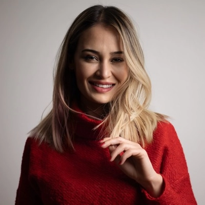 Dt. Ayşe Şahin